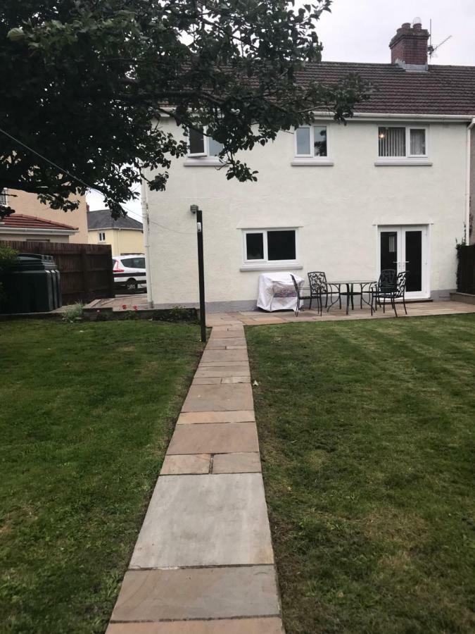 Towy Valley Retreat Carmarthen Exterior foto